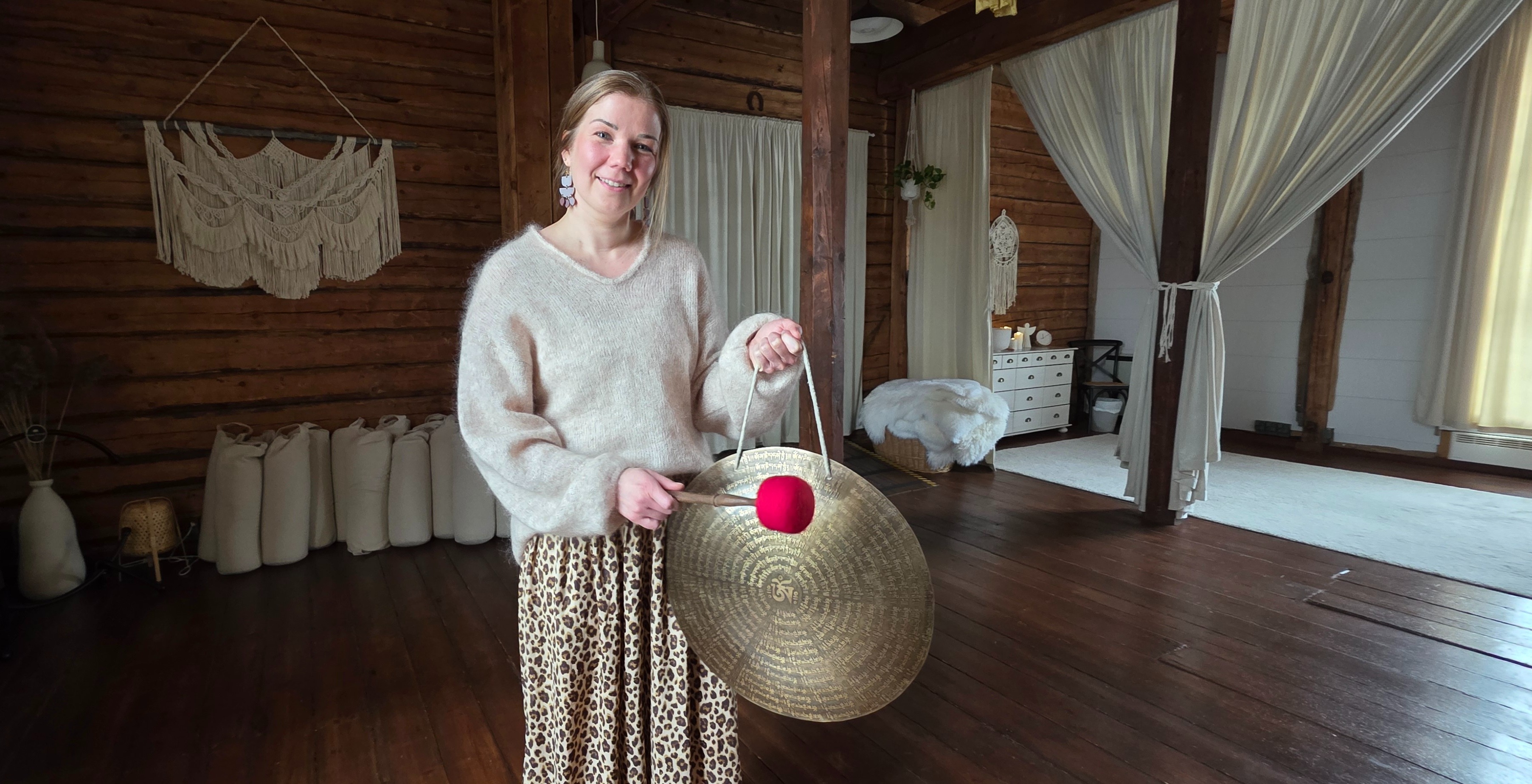 Tiina Mäkelän yrittäjyys nousi siivilleen hyvinvointikeskus Tyyneyden Tilassa. Kuva Soile Suvanto Kemin Digipolis oy