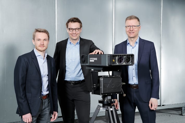 Hypermine ja Andrey Rupasov, Mikhail Mekhrengin sekä Markku Makkonen kuva: VTT