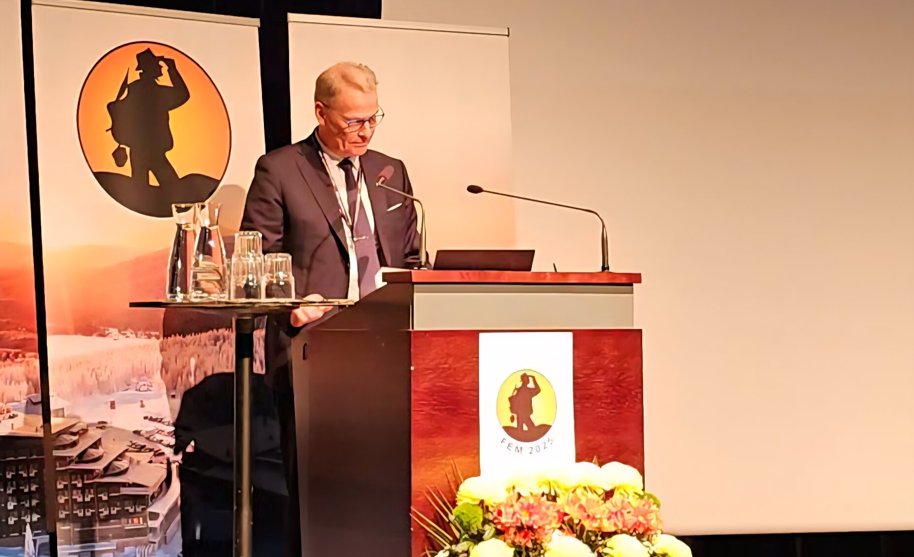 Lapin liiton vs maakuntajohtaja Hannu Takkula sanoi, että kiertotalousratkaisut voivat nostaa Lapin kaivosalan Euroopan kärkeen. Kuva Soile Suvanto Kemin Digipolis oy